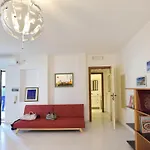 Stella Marina Apartment Quartu SantʼElena